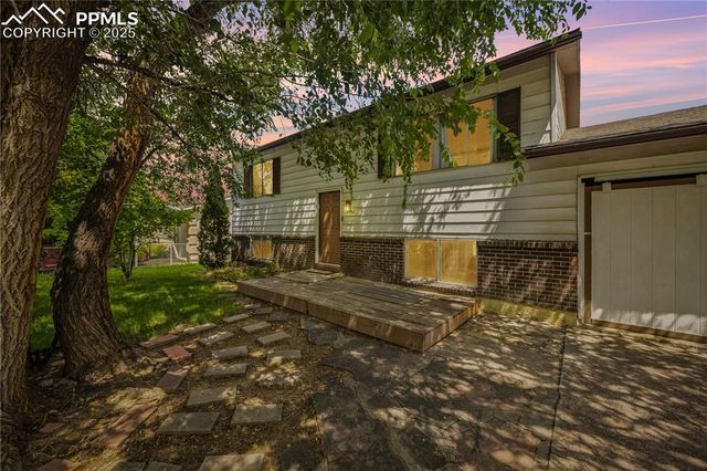 1551 Chadwick Drive, Colorado Springs, CO 80906