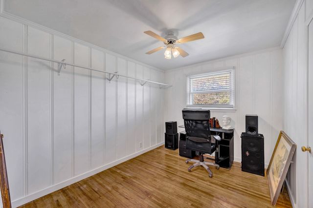 3815 Barlow Dr, Nashville, TN 37211