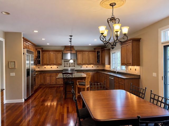 948 Lorie Lane, Lake Zurich, IL 60047