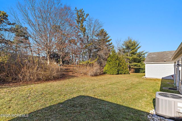 2246 Agincourt Road, Toms River, NJ 08755