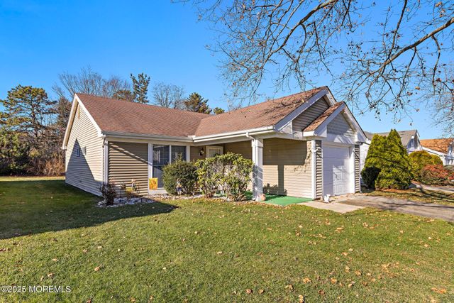 2246 Agincourt Road, Toms River, NJ 08755