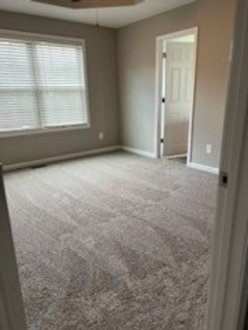 839 Shelton Cir, Clarksville, TN 37042