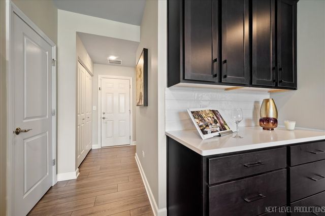 4116 Chelsea Manor Circle, Aurora, IL 60504