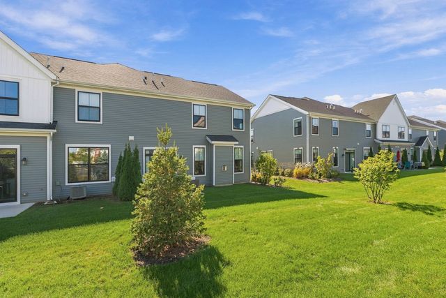4116 Chelsea Manor Circle, Aurora, IL 60504
