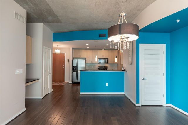 5925 Almeda Road 11814, Houston, TX 77004