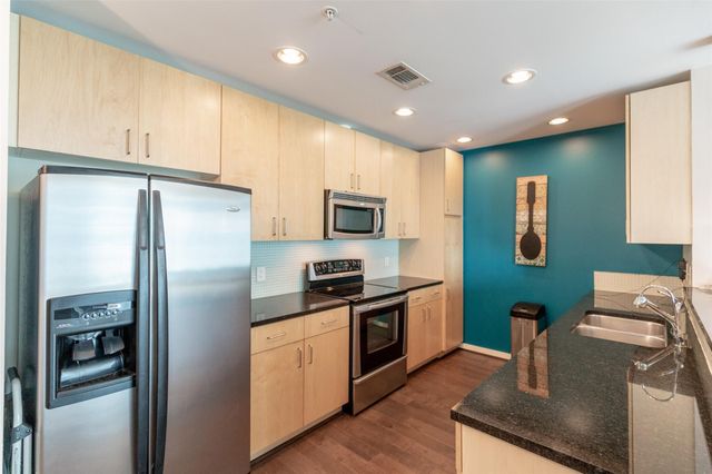 5925 Almeda Road 11814, Houston, TX 77004