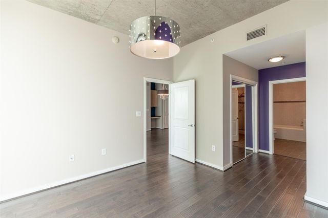 5925 Almeda Road 11814, Houston, TX 77004