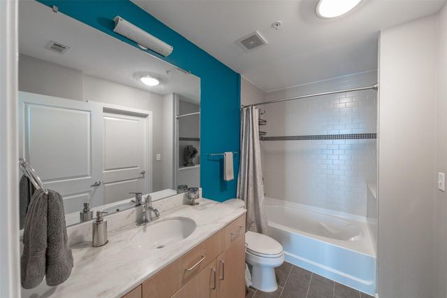 5925 Almeda Road 11814, Houston, TX 77004