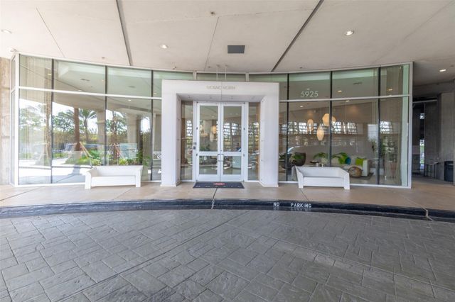 5925 Almeda Road 11814, Houston, TX 77004