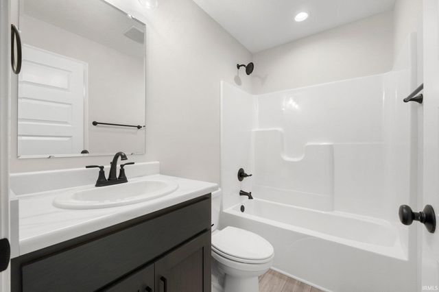 15585 Impala Drive, Huntertown, IN 46748