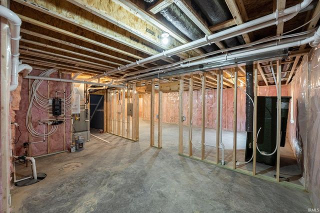 15585 Impala Drive, Huntertown, IN 46748