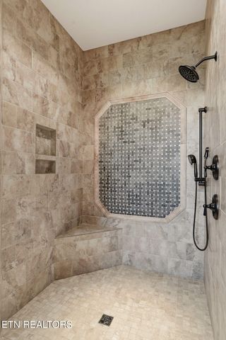 710 Barnsley Rd, Knoxville, TN 37934