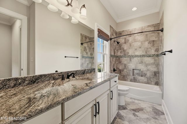 710 Barnsley Rd, Knoxville, TN 37934