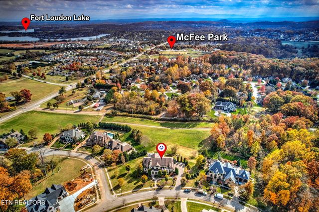 710 Barnsley Rd, Knoxville, TN 37934