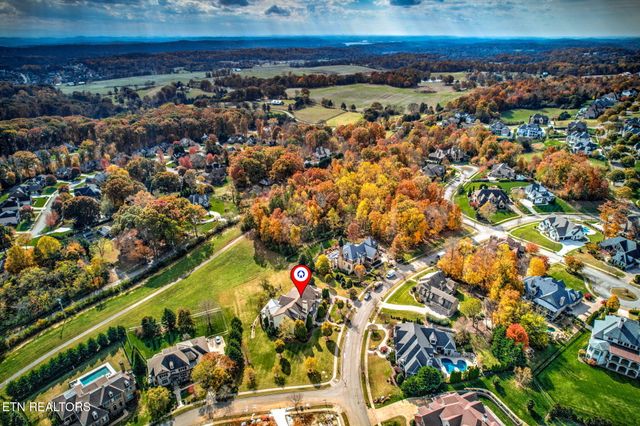 710 Barnsley Rd, Knoxville, TN 37934