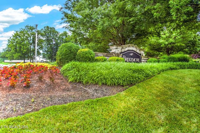 710 Barnsley Rd, Knoxville, TN 37934