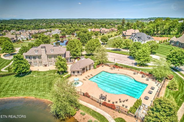 710 Barnsley Rd, Knoxville, TN 37934