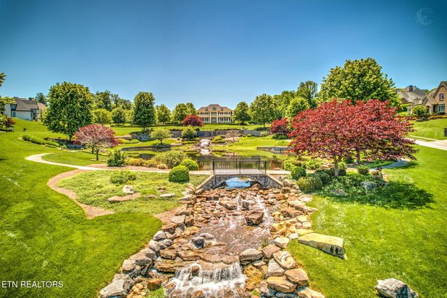 710 Barnsley Rd, Knoxville, TN 37934