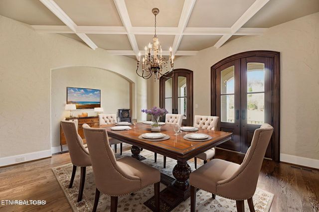 710 Barnsley Rd, Knoxville, TN 37934