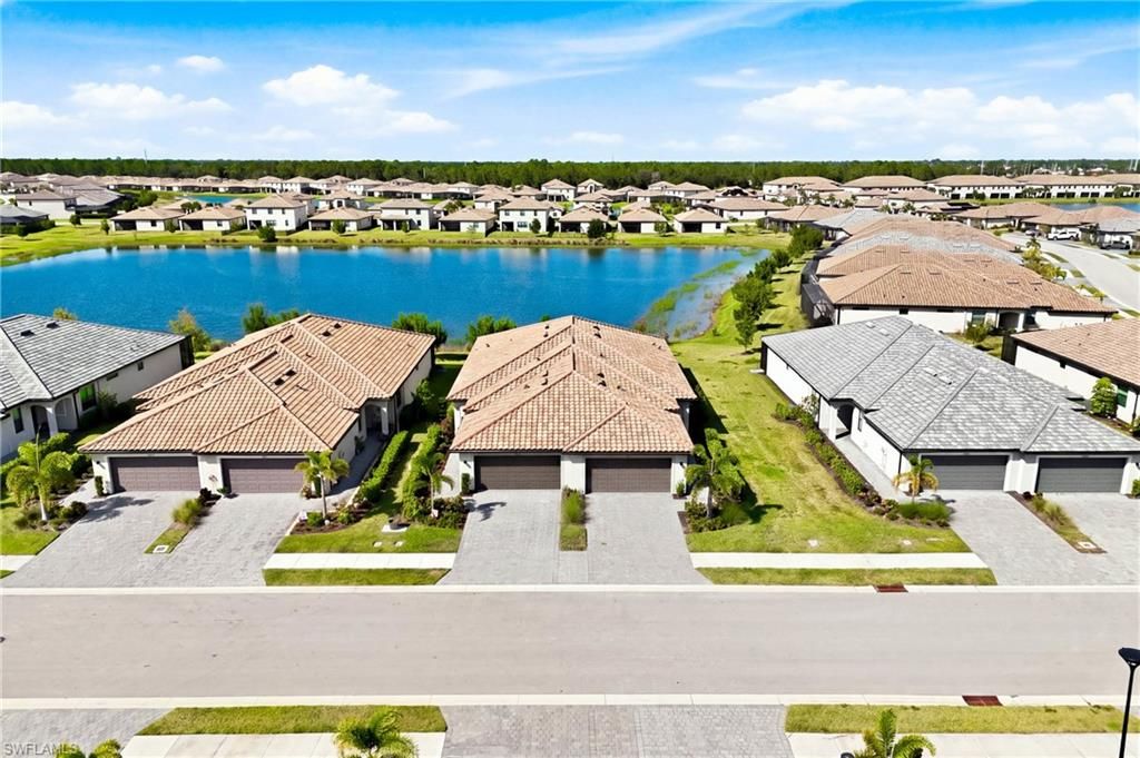 14040 Hunter Oak DR, FORT MYERS, FL 33913 — photo 2