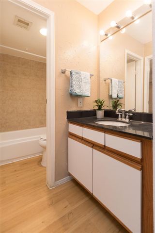 9707 Richmond Avenue 134, Houston, TX 77042