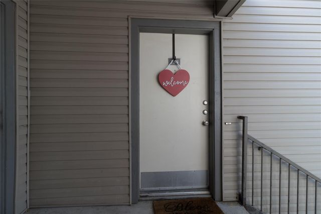 9707 Richmond Avenue 134, Houston, TX 77042