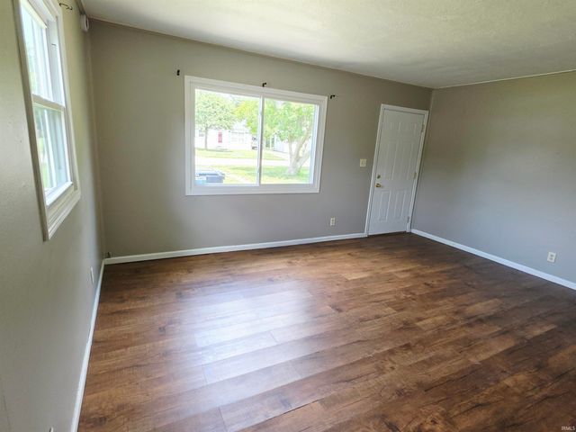 2141 Ulen Lane, Lafayette, IN 47904