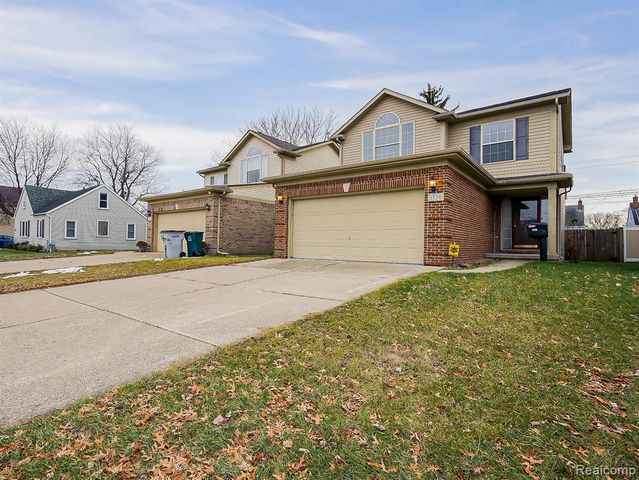 1730 E Woodruff Avenue, Hazel Park, MI 48030