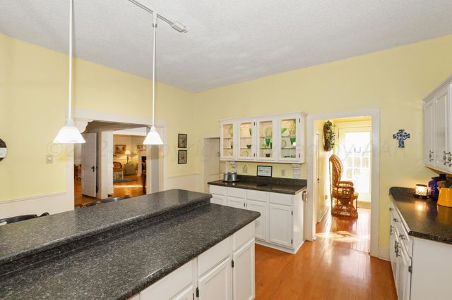 1000 5TH Avenue, Canyon, TX 79015