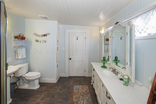 1000 5TH Avenue, Canyon, TX 79015