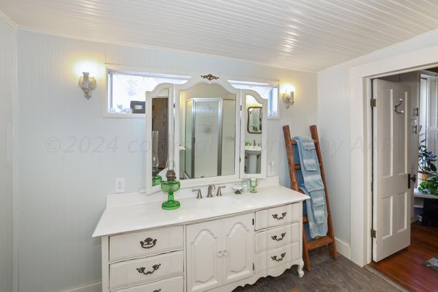 1000 5TH Avenue, Canyon, TX 79015