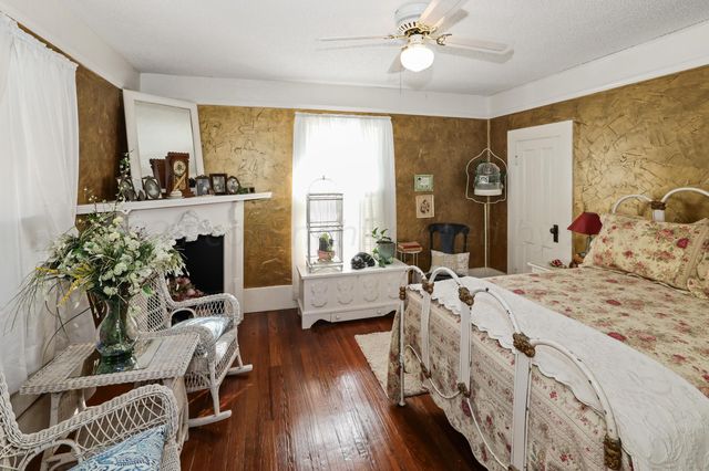 1000 5TH Avenue, Canyon, TX 79015