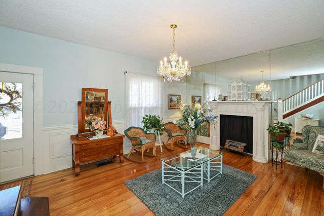 1000 5TH Avenue, Canyon, TX 79015