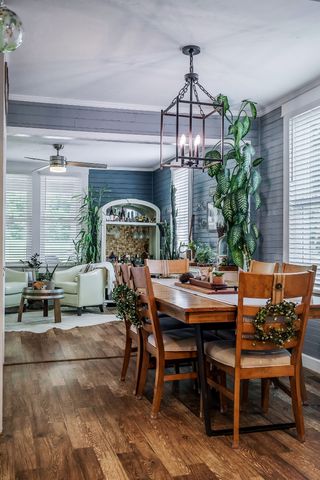 231 S Young St, Sparta, TN 38583