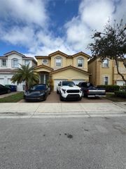 11027 NW 87th Ln, Doral, FL 33178