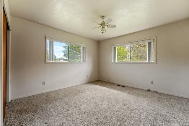 220 W Watkins Street, Cave Junction, OR 97523