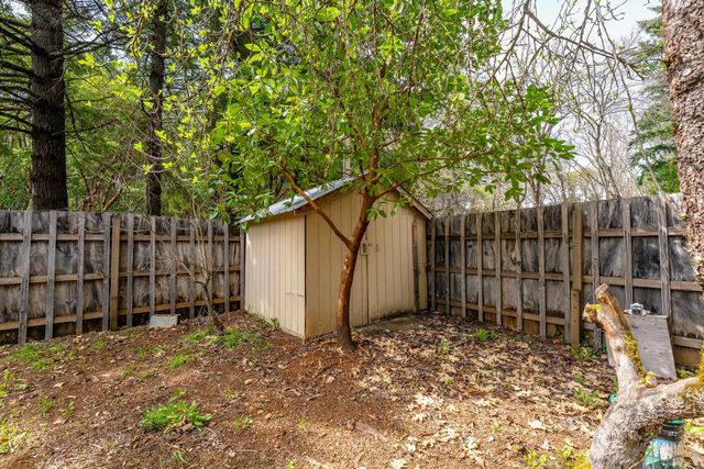 220 W Watkins Street, Cave Junction, OR 97523