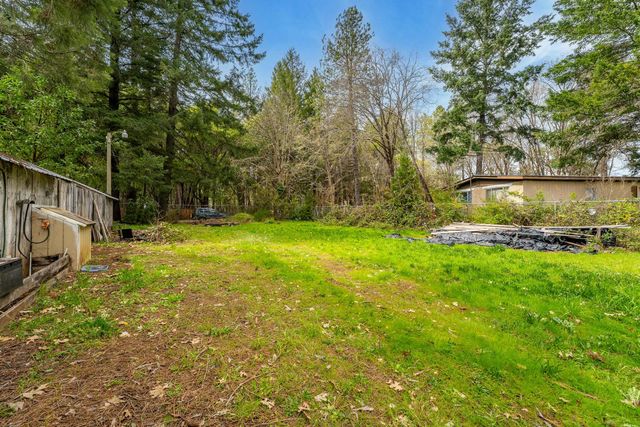 220 W Watkins Street, Cave Junction, OR 97523