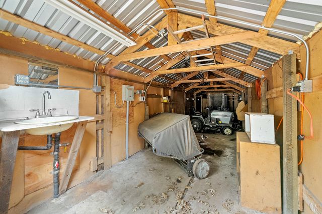 220 W Watkins Street, Cave Junction, OR 97523