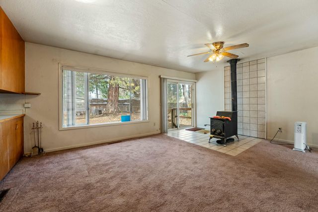 220 W Watkins Street, Cave Junction, OR 97523