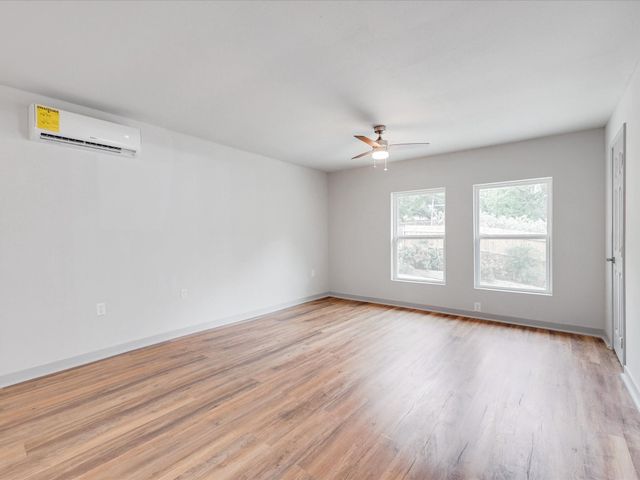10039 Shadyview Drive, Dallas, TX 75238