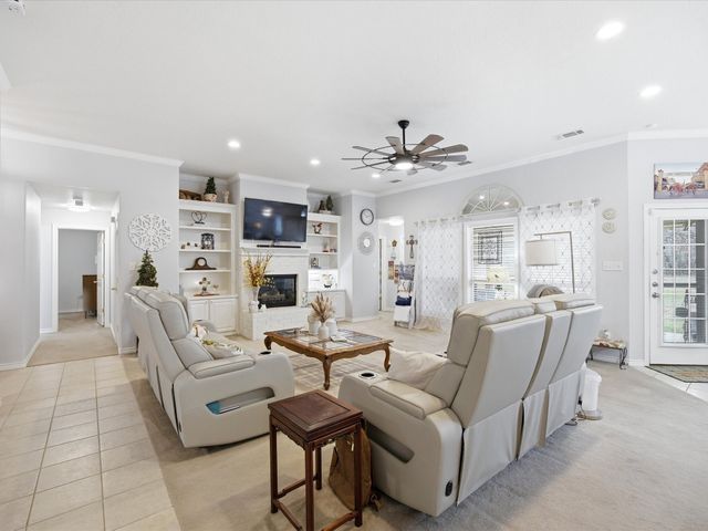 321 Niki, Paradise, TX 76073