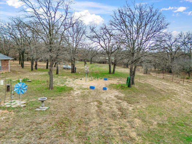 321 Niki, Paradise, TX 76073