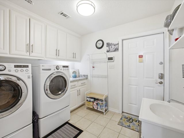 321 Niki, Paradise, TX 76073