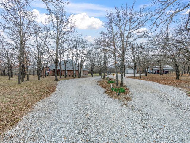 321 Niki, Paradise, TX 76073