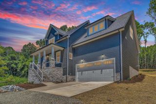 W 292 Glade TRL, Blue Ridge, VA 24064