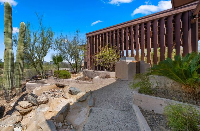 6102 E QUARTZ MOUNTAIN Road L, Paradise Valley, AZ 85253