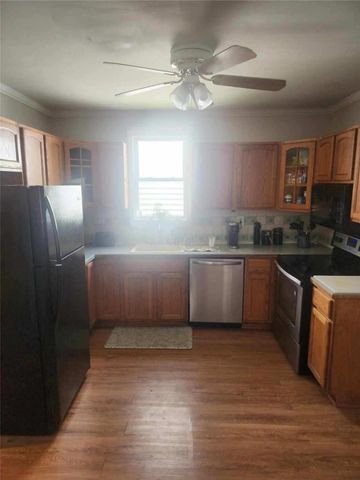 830 Centre Street, Easton, PA 18042
