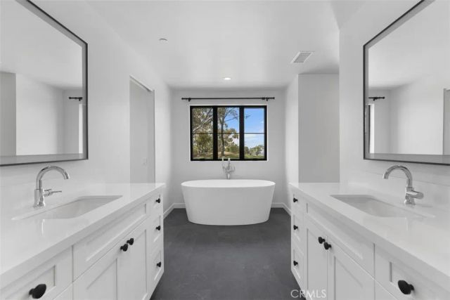 21552 Treetop Lane, Laguna Beach, CA 92651