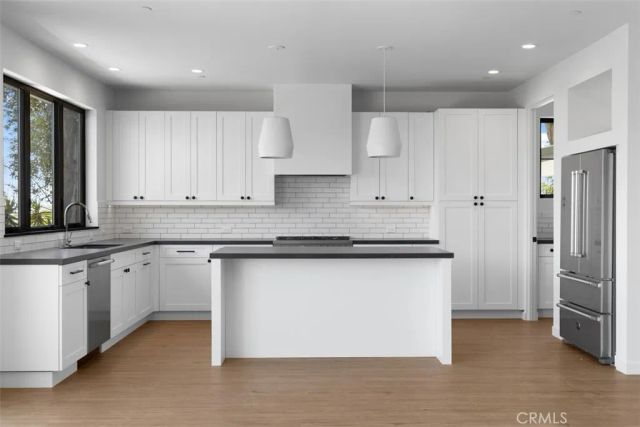 21552 Treetop Lane, Laguna Beach, CA 92651
